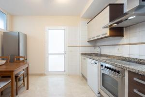 Kuchyňa alebo kuchynka v ubytovaní Azalea - vivienda vacacional