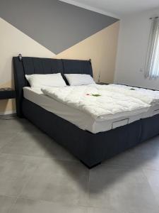 Postel nebo postele na pokoji v ubytování Ferienwohnung Tarushi