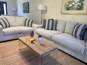 Χώρος καθιστικού στο Beautiful 4 bedroom house in gold coast +52 φωτογραφίες