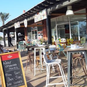 Reštaurácia alebo iné gastronomické zariadenie v ubytovaní Casa Vacanza in Oasis Tamarindo