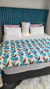 Krevet ili kreveti u jedinici u okviru objekta Baraka's Nest Standard Sleeper Couch