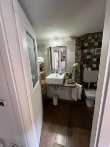 A bathroom at Casa Vacanze Piazza Vecchia