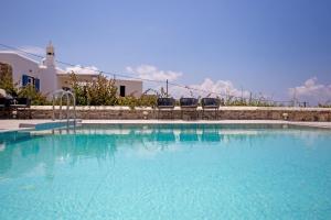Πισίνα στο ή κοντά στο Kastro Shared Pool Suites
