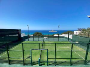 Tennis and/or squash facilities at Padel Resort: 2bd Apt with panoramic view or nearby