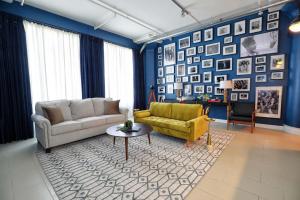 Downtown LA's Most Requested Property, Sleeps 4 with Free Parking!