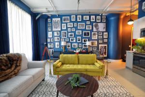 Downtown LA's Most Requested Property, Sleeps 4 with Free Parking!
