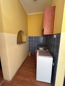 Η κουζίνα ή μικρή κουζίνα στο Modern apartman C