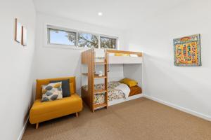 Ένα ή περισσότερα κρεβάτια σε δωμάτιο στο Lonnie