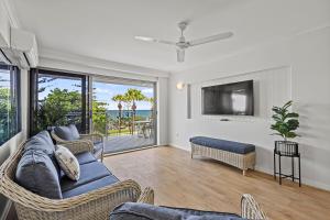 Sjónvarps- og/eða afþreyingartæki á Malibu Apartments