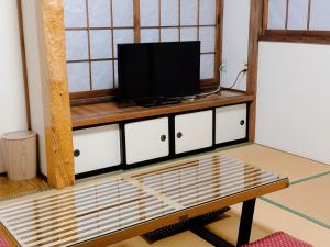 TV/Unterhaltungsangebot in der Unterkunft ファミリー仲良しグループ向け一棟貸切の宿ともだちハウス