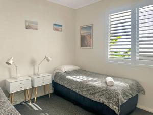 Unit 11 - Avoca Palms Resort客房内的一张或多张床位