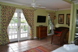 Gallery image of La Te Da - Adult Only, 21 or older in Key West