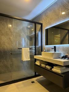 Ένα μπάνιο στο Water Bay Hotel saipan