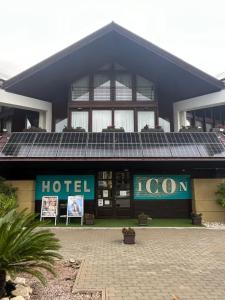 The building in which a panziókat is located