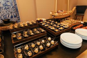 Comida no hotel ou em algum lugar perto