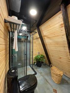 Bilik mandi di A-Frame Rest-Art