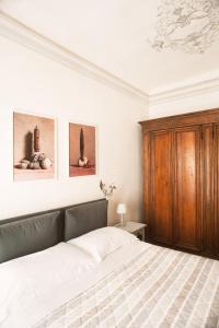 A bed or beds in a room at Wp Relais Renaissance Retreat