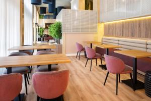 Posezení v ubytování B&B HOTEL Cartagena Cartagonova