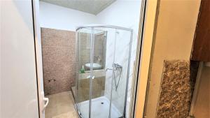 Bagno di Gallary Hostel