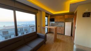 Η κουζίνα ή μικρή κουζίνα στο Guler Boutique Apartment