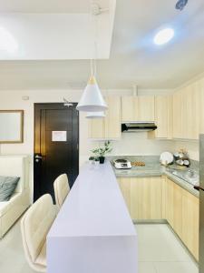 Afbeelding uit fotogalerij van WV 17 Sleek & Trendy Studio with Bunk Bed in Iloilo City