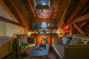 TV a/nebo společenská místnost v ubytování Qingdao Badaguan Jingli Villa Hotel