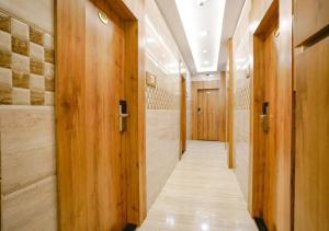 Fotografie z fotogalerie ubytování Hotel National - Grant Road v Bombaji