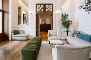 Гостиная зона в Palacio Arriluce Hotel - The Leading Hotels of the World