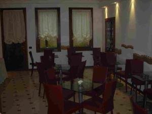 A seating area at Hotel Agli Artisti