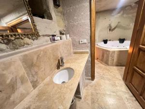 A bathroom at Atilla's Cave Hotel