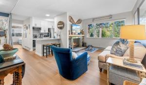 Billede fra billedgalleriet på Stone's Throw i Tahoe Vista + 50 billeder