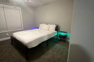 Ένα ή περισσότερα κρεβάτια σε δωμάτιο στο Spotless phase1