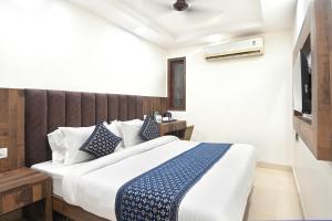 Giường trong phòng chung tại Urban Home Stay - Delhi, Paharganj