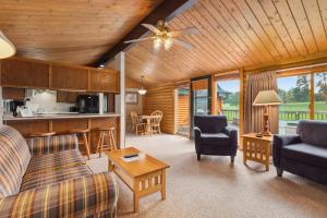 The Lodges at Breezy Point的休息区