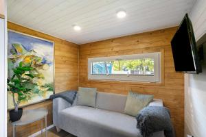 TV a/nebo společenská místnost v ubytování Tiny House Nr 5