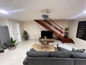 Ruang duduk di Ambitious Apartment - Villa Toulon