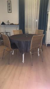 Imagen de la galería de Chic F2 Rue Brevannes, en Boissy-Saint-Léger