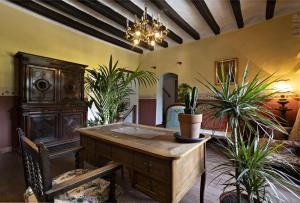Imagen de la galería de Casa Rural Gite El Tossal, en Collfred