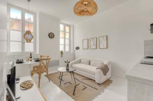 Un lugar para sentarse en ღ La Colonne - Métro et Gare Matabiau SNCF à 400m 6 fotos más