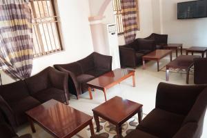 Posezení v ubytování Tristar Hotel Kampala