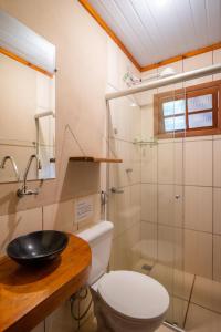 Bilik mandi di Pousada Casa da Moeda