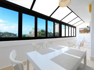 A balcony or terrace at Apartamento Azahara