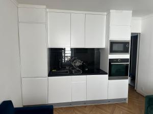 Home Sweet Home Champs de Mars