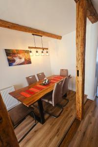 Posezení v ubytování Ferienhaus zu den Ilsefällen