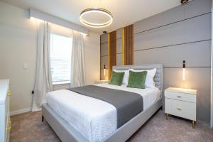 Postel nebo postele na pokoji v ubytování Magical Memories Getaway - Close To Disney + 86 fotografií