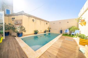 Bassein majutusasutuses 4 Bedroom Holiday Home with Private Pool või selle lähedal