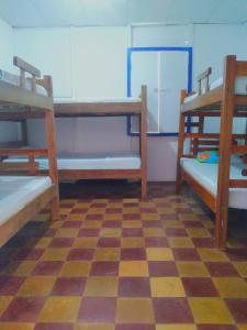 Postel nebo postele na pokoji v ubytování Hosting and Travel Services 420
