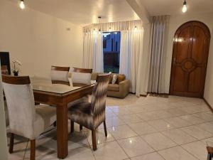 Et opholdsområde på Casa en condominio