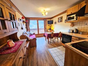 Kuchyň nebo kuchyňský kout v ubytování Résidence Valmont - Appartement pour 4 avec cuisine équipée et proche des pistes MAE-4184