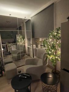Posezení v ubytování Tiny Studio Pyskowice with parking